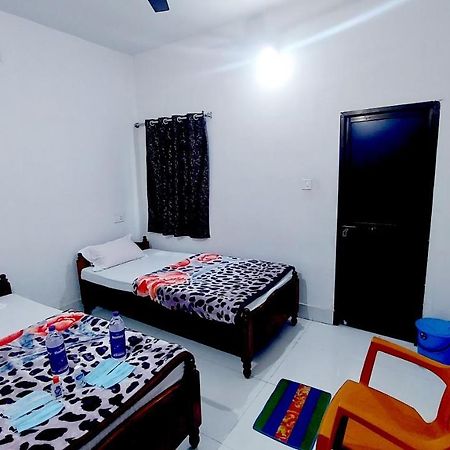 Nilam Guest House Bodh-Gajá Kültér fotó