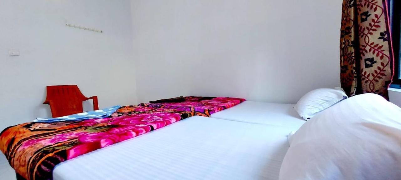 Nilam Guest House Bodh-Gajá Kültér fotó