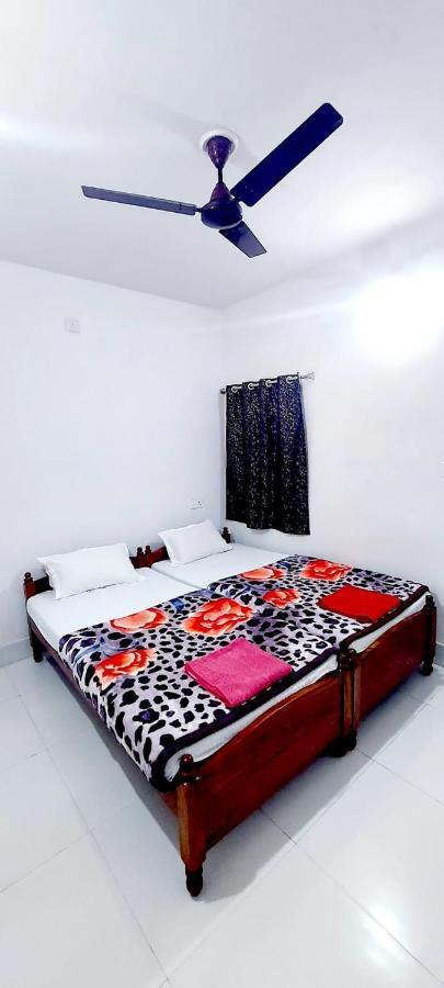 Nilam Guest House Bodh-Gajá Kültér fotó